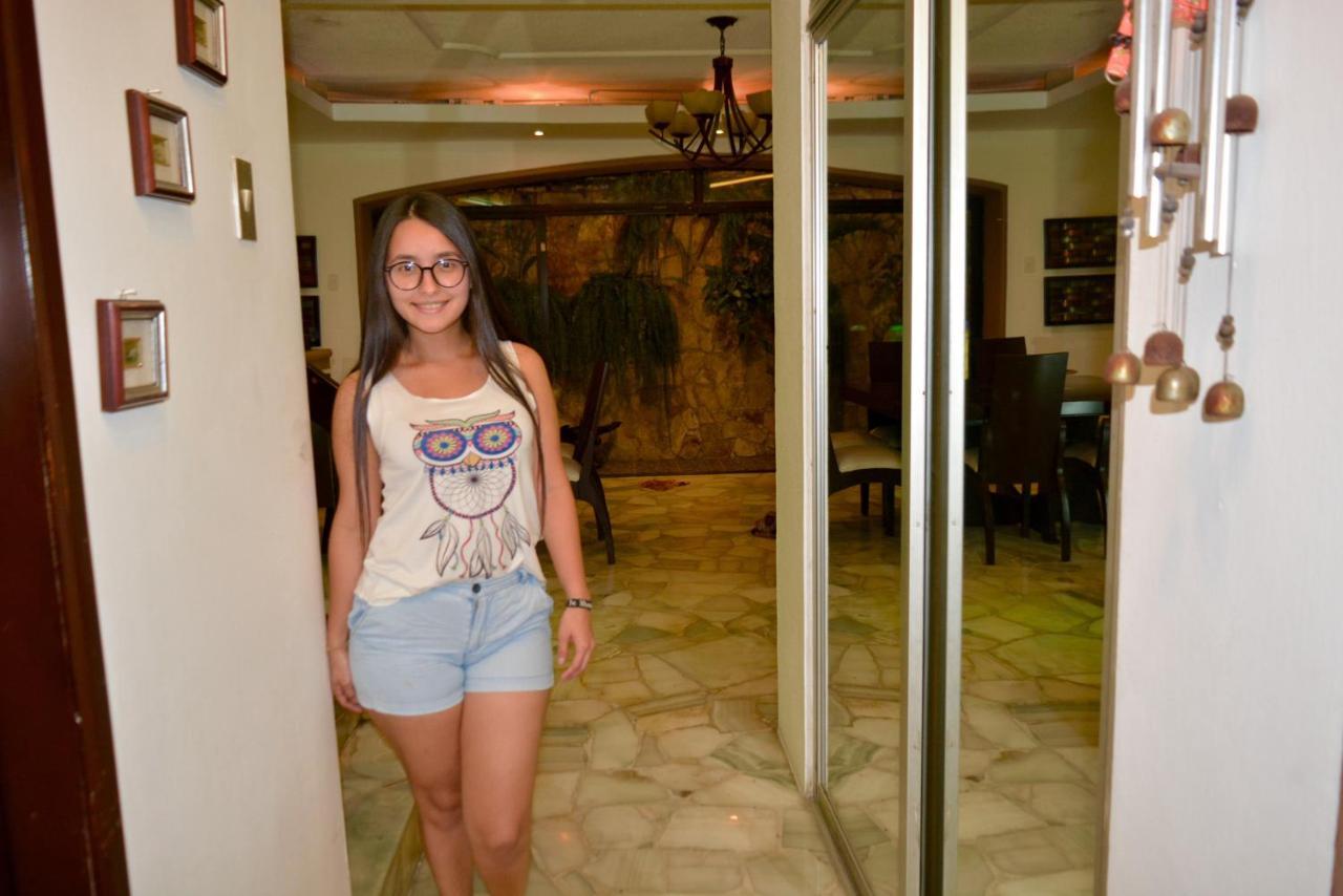 Hostal Villa 97 과야킬 외부 사진