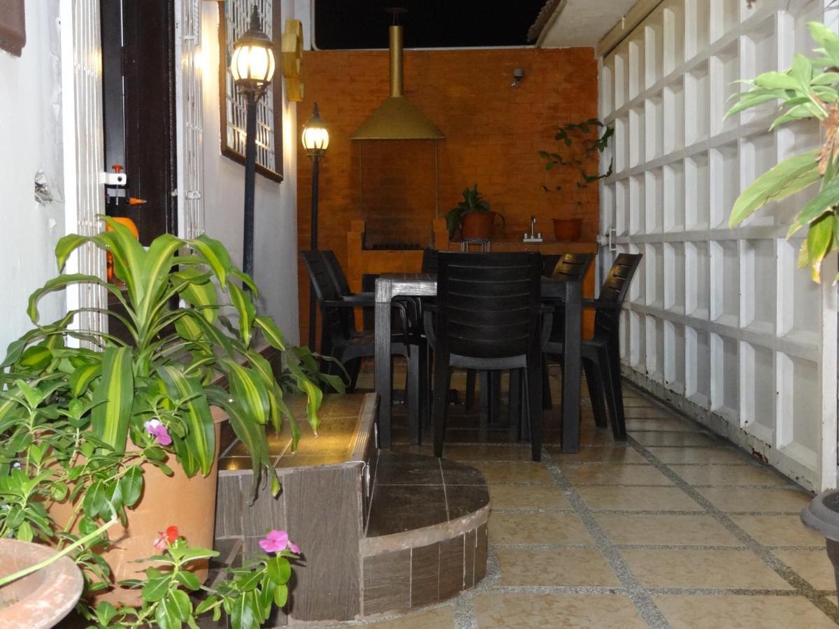Hostal Villa 97 과야킬 외부 사진